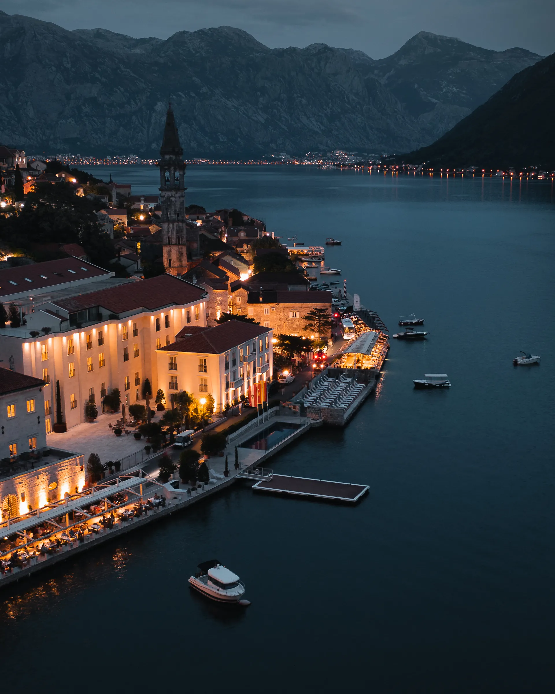 Vista panorámica de Montenegro para estudiantes Erasmus en 2026
