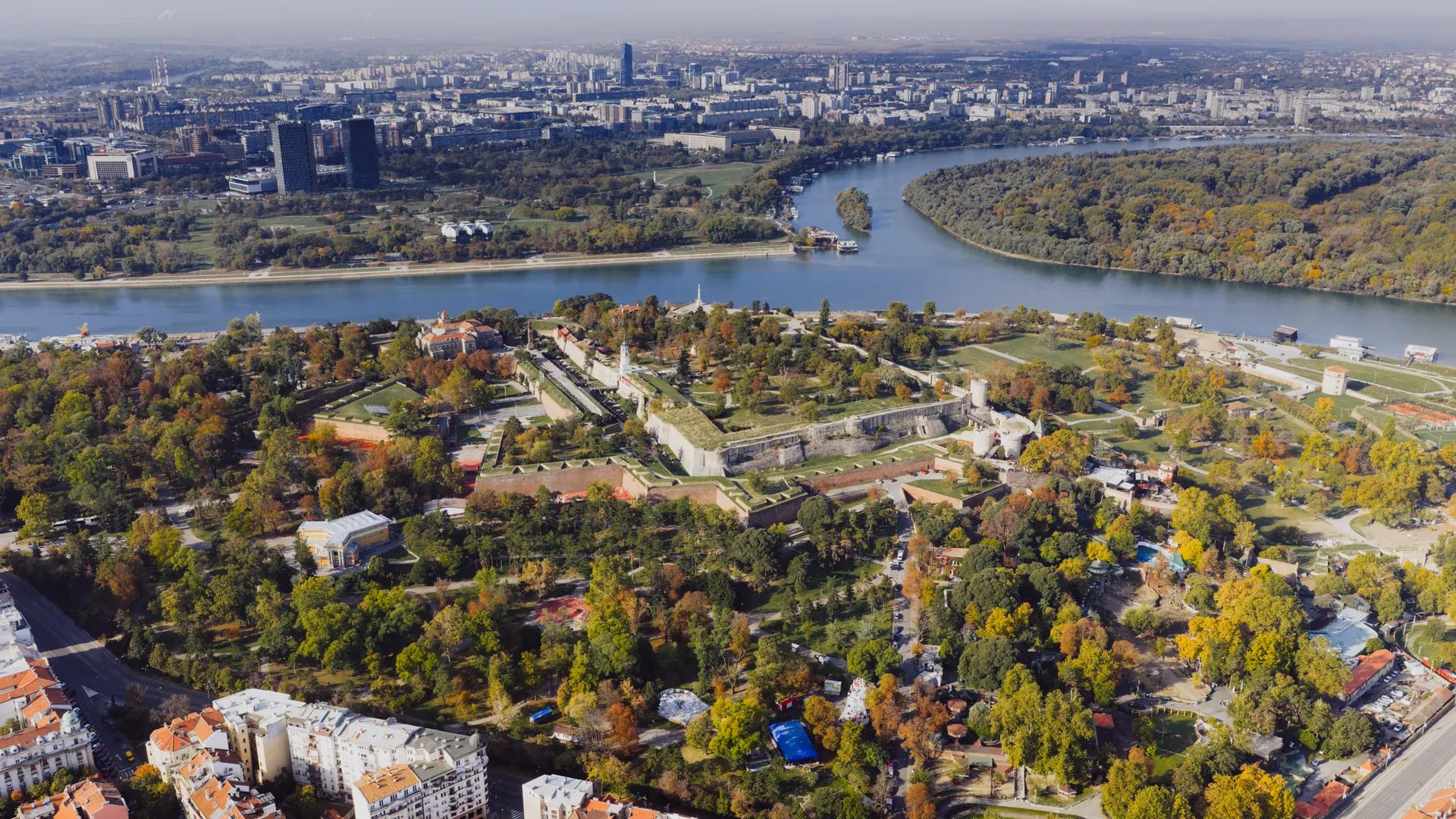 Vista panorámica de Serbia para estudiantes Erasmus en 2026