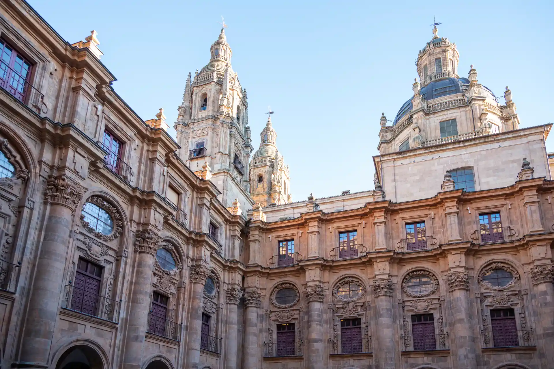 Estudiantes Erasmus en una ciudad europea